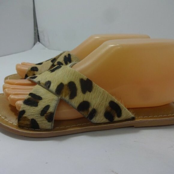 Coconuts By Matisse Women's Size 6M Slip On Pebble Leopard Sandals - Picture 1 of 5